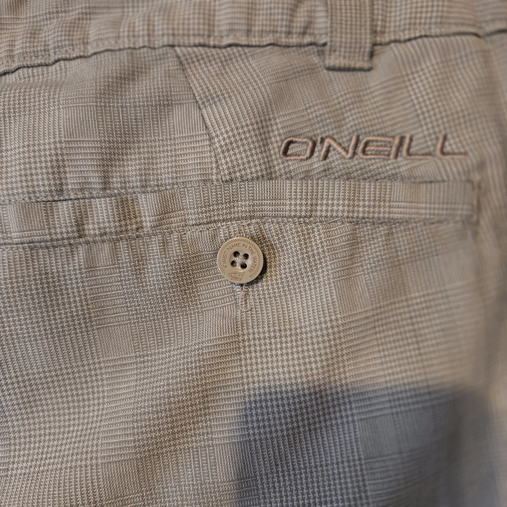 O'Neill Men's Tan Flat Front‎ Shorts